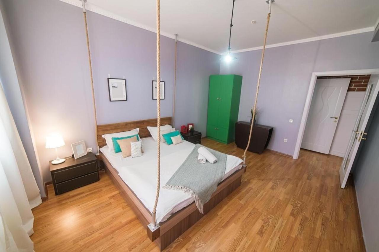 Manica Mega Towers Apartment อัลมาตี ภายนอก รูปภาพ
